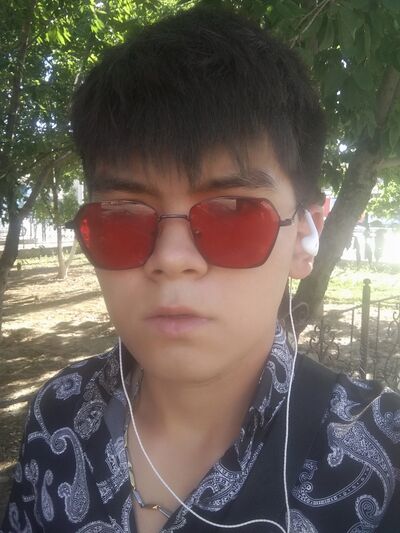  ,   Shohruh, 26 ,   ,   