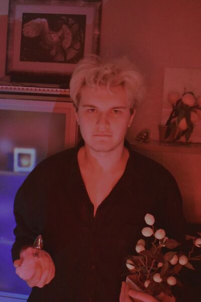  -,   , 22 ,   ,   
