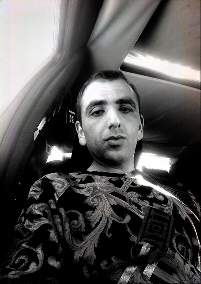  ,   Hayk, 31 ,     , c 