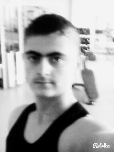  -,   Sergiu, 26 ,   