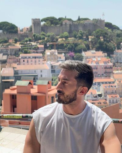  ,   ZveZden, 35 ,     , c 