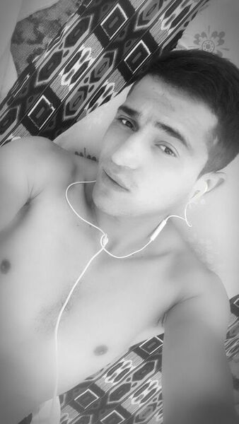  -,   Farrux, 31 ,   ,   , c 