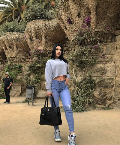  ,   Anja, 22 ,   ,   