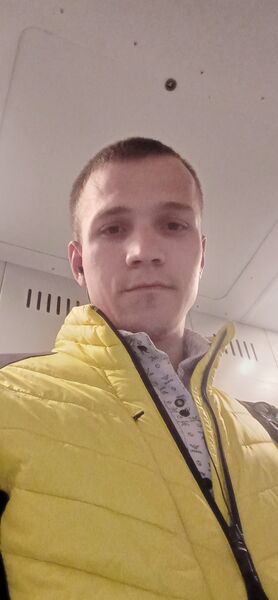  ,   Vander, 32 ,  