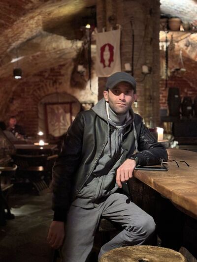  ,   Vitali, 21 ,   ,   