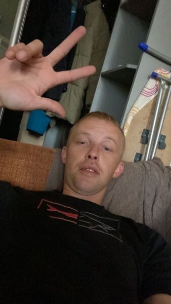  Easby,   , 37 ,   ,   