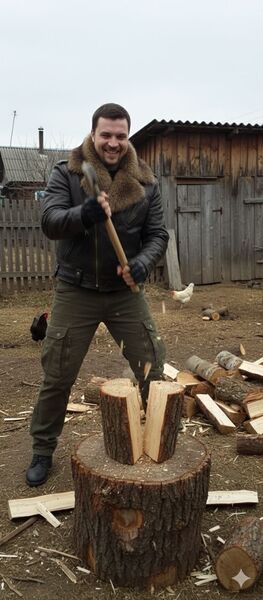  ,   Alex, 41 ,   ,   , c , 