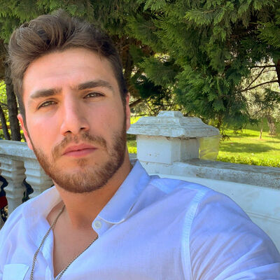  ,   Onurhan, 27 ,   ,   