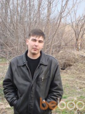  ,   Johny, 44 ,   