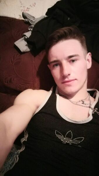  ,   Vlad, 27 ,   
