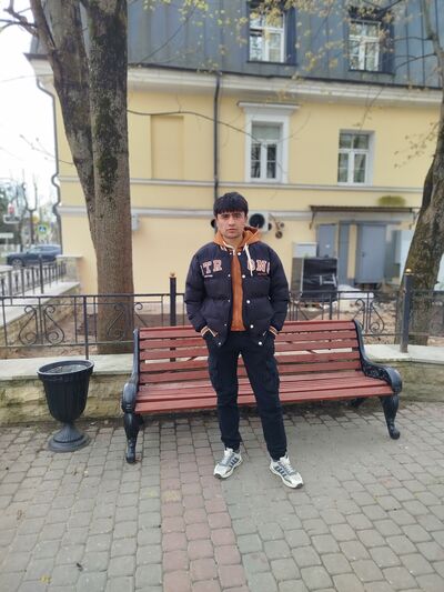  ,   Azizbek, 21 ,   ,   