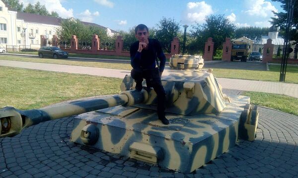  ,   Albert, 41 ,   ,   , c 