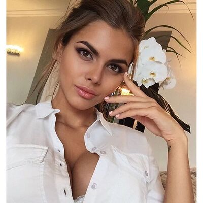  ,   LINA, 44 ,   ,   , c 