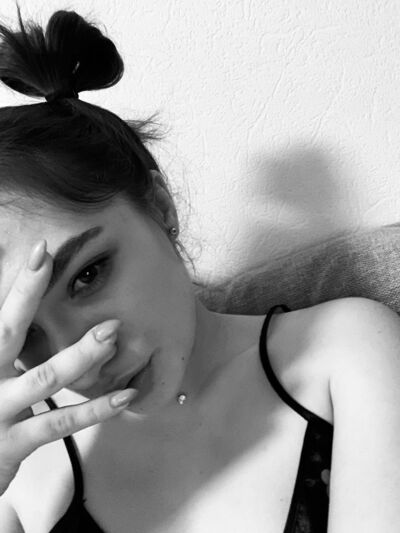  ,   Kate Rina, 27 ,  