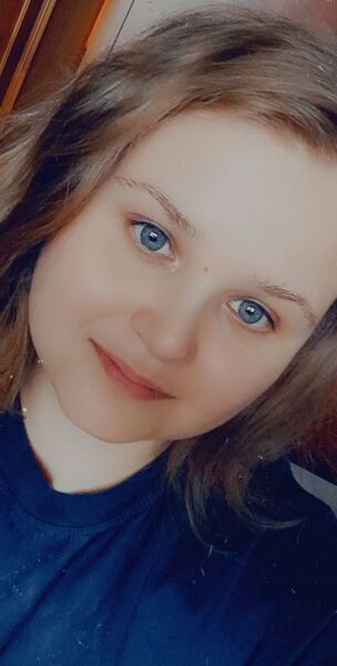  ,   Alina, 24 ,   