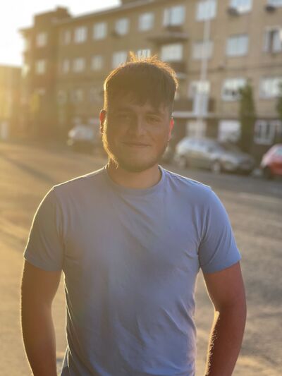  An Cabhan,   Jhon, 26 ,   ,   