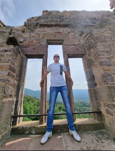  ,   Denis, 35 ,   ,   