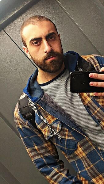  ,   Ali, 27 ,   ,   