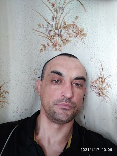  ,   Sergei, 37 ,   ,   , c 
