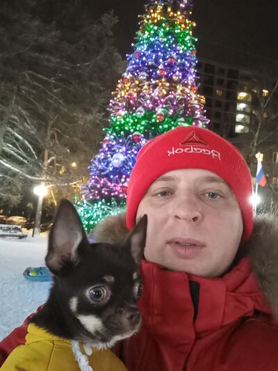 ,   Alexander, 32 ,   ,   
