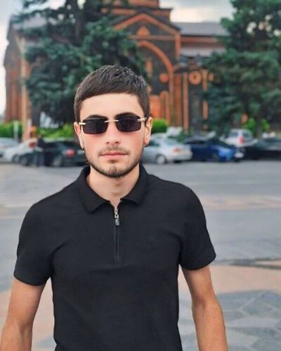  ,   Raf, 19 ,   ,   