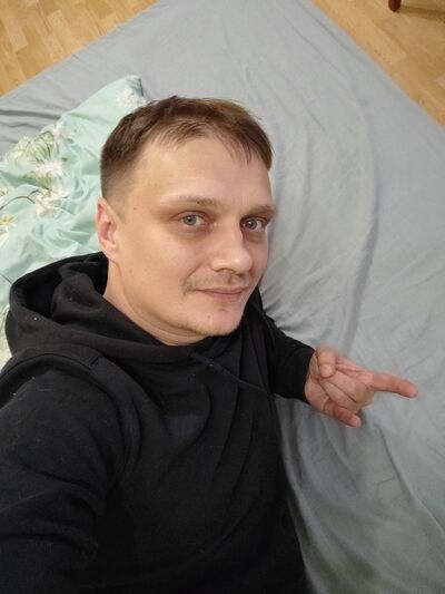  ,   Anton, 40 ,   ,   