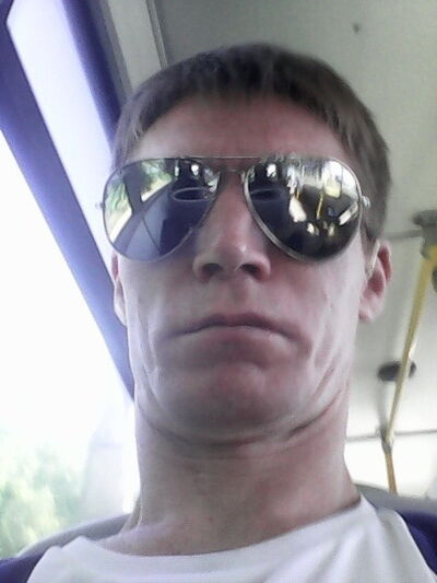  ,   Sergej, 45 ,   