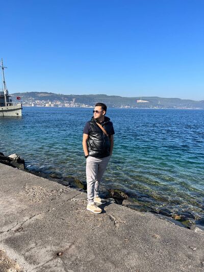  Esenyurt,   Boss, 37 ,   ,   