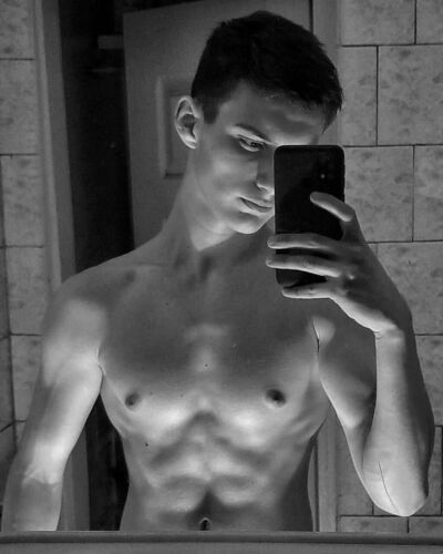 Frankfurt am Main,   , 24 ,   ,   