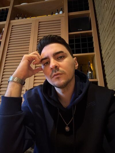  ,   Eren, 26 ,   ,   , c , 