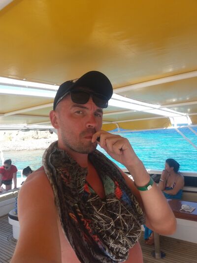  ,   Sergey but, 42 ,   ,   , c , 