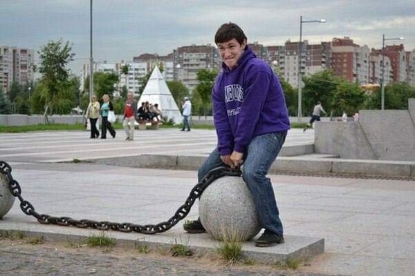  -,   , 33 ,     , c 