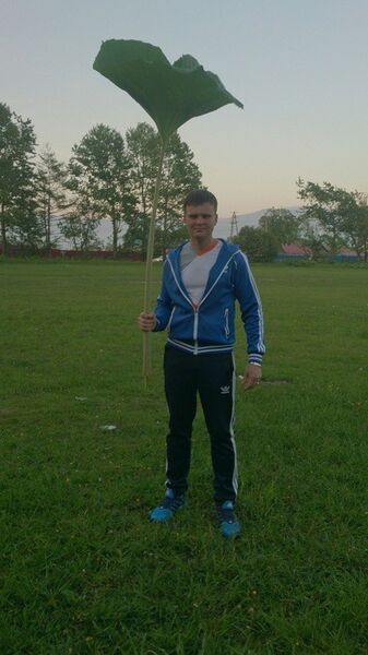  ,   Artem, 36 ,   