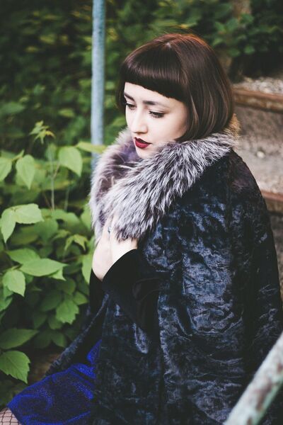  ,   Jana, 28 ,  