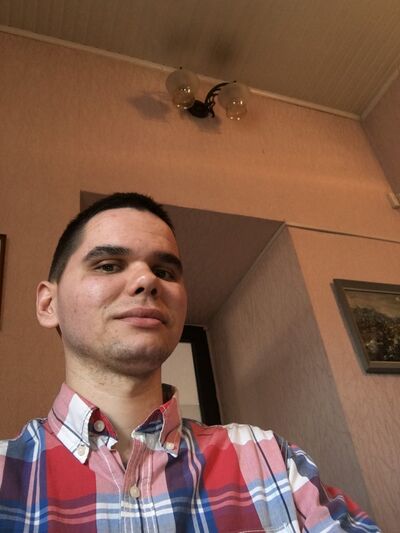  ,   Vlad, 33 ,   ,   , c , 
