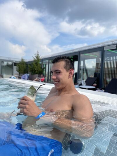  ,   Egor, 25 ,   ,   