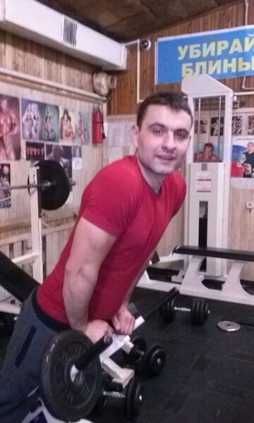  ,   Slava, 33 ,  