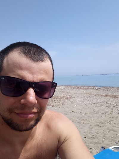  ,   Ro Man, 34 ,   ,   