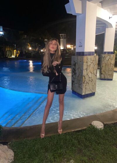  ,   Anna, 25 ,   ,   