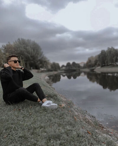  ,   Aelismail, 21 ,   ,   