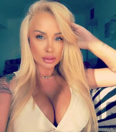  ,   Lena, 37 ,   ,   
