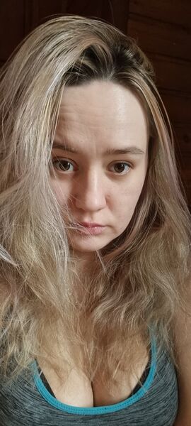  ,   Rina, 32 ,   c , 