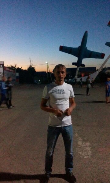  ,   Sergej, 40 ,   