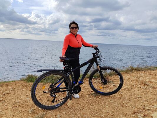  ,   Svet Lana, 49 ,     , c 