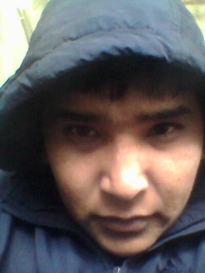  ,   Pavel pavel, 34 ,  