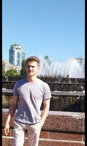  ,   Vladimir, 32 ,   ,   