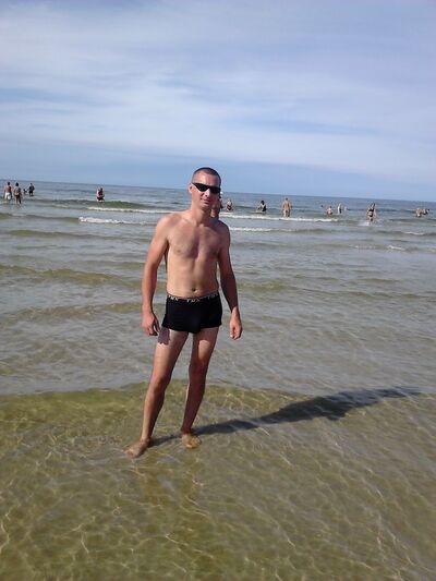  ,   Piotr, 40 ,   ,   , c 