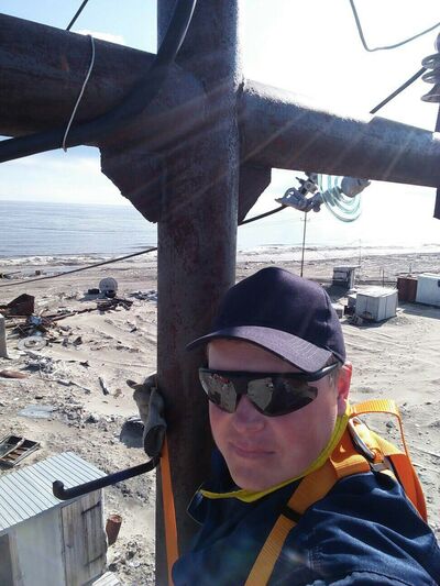  ,   Alexey, 42 ,   c , 