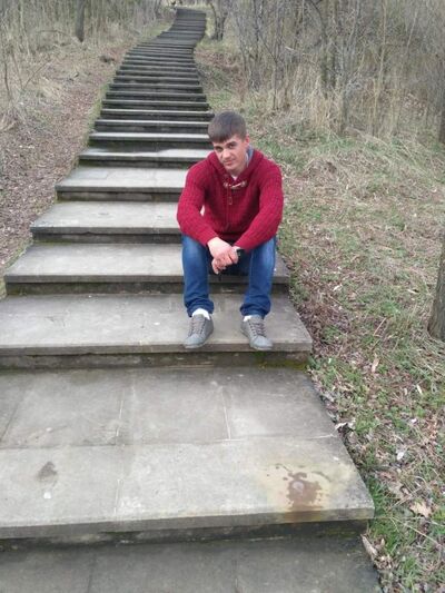  ,   Alex, 34 ,  