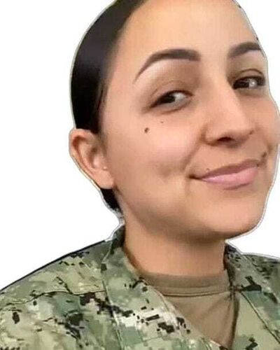  ,   Stephanie, 33 ,   ,   